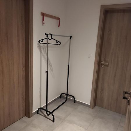 Brand New Studio Apartment #24 In Elite Residence With Free Secure Parking In The Center Prága Kültér fotó